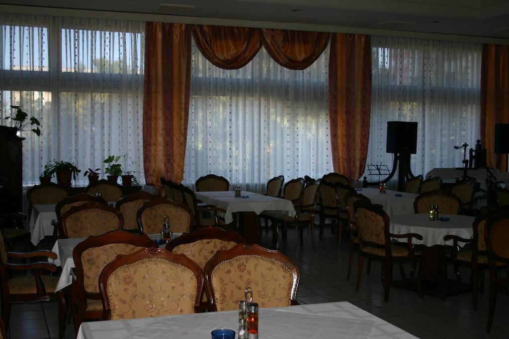 Hotel Bulgaria 도브리치 외부 사진